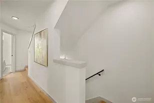 7013 9th Ave NE, Seattle, WA 98115 - Photo 11