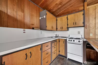 819 E Madrona Boulevard NW, Lakebay, WA 98349 - Photo 17
