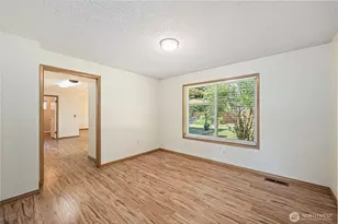 5208 Brentwood Dr SE, Lacey, WA 98503 - Photo 11