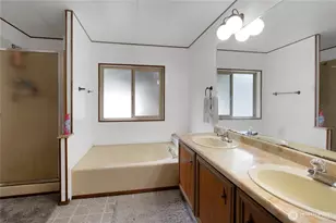 15745 Ordway Dr SE, Yelm, WA 98597 - Photo 21