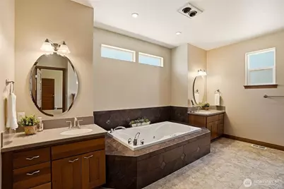 9524 E Northrim Ln, Spokane, WA 99217 - Photo 13