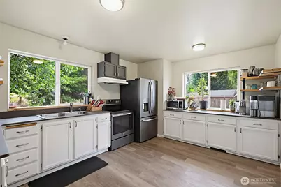 12001 140th Street Ct E, Puyallup, WA 98374 - Photo 11