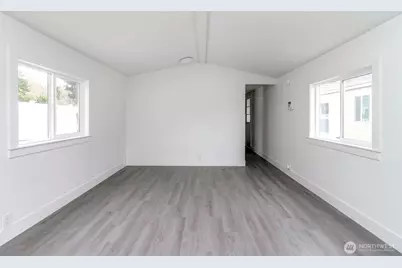 210 37th St SE #35, Auburn, WA 98002 - Photo 17