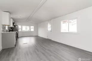 210 37th St SE, Auburn, WA 98002 - Photo 9