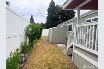 210 37th St SE #35, Auburn, WA 98002 - Photo 29