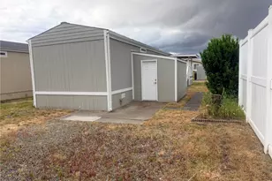 210 37th St SE, Auburn, WA 98002 - Photo 25
