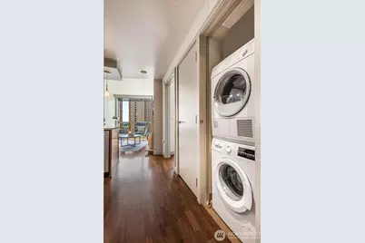 10610 NE 9th Place #1603, Bellevue, WA 98004 - Photo 19