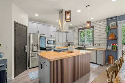 20316 77th Street Ct E, Bonney Lake, WA 98391 - Photo 11