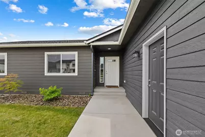 2468 3rd Street SE, East Wenatchee, WA 98802 - Photo 5