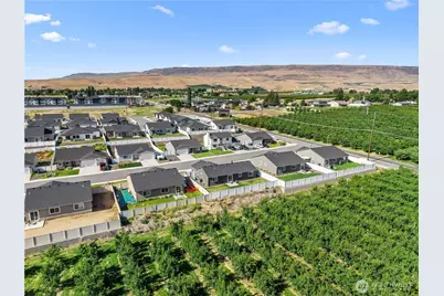 2468 3rd Street SE, East Wenatchee, WA 98802 - Photo 33
