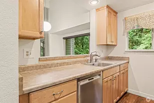 8033 145th Ave NE, Redmond, WA 98052 - Photo 9
