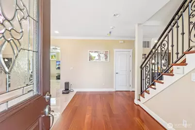 1006 N 28th Place, Renton, WA 98056 - Photo 3