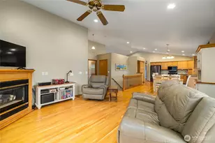 22736 Buchanan St, Mount Vernon, WA 98273 - Photo 7