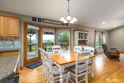 22736 Buchanan Street, Mount Vernon, WA 98273 - Photo 9