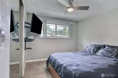 707 Alvord Avenue N, Kent, WA 98031 - Photo 19