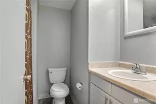707 Alvord Ave N, Kent, WA 98031 - Photo 21