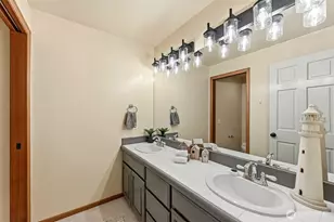 21310 NE 101st Ct, Redmond, WA 98053 - Photo 21