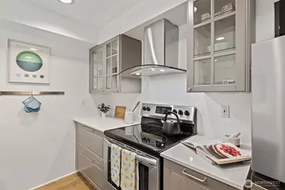 1926 Fairview Avenue E #307, Seattle, WA 98102 - Photo 15