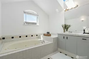 1926 Fairview Ave E, Seattle, WA 98102 - Photo 27