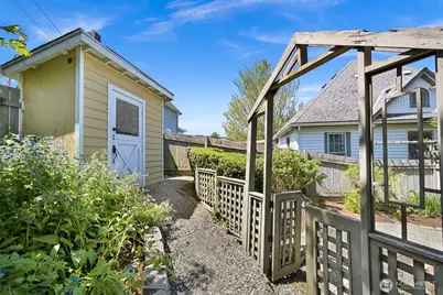 306 Potter, Bellingham, WA 98225 - Photo 5