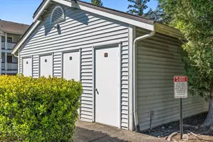 23339 Cedar Way, Mountlake Terrace, WA 98043 - Photo 29