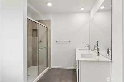 12823 8th Avenue E #20, Tacoma, WA 98445 - Photo 21