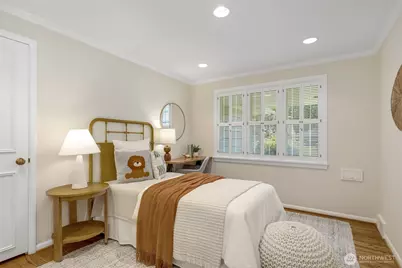 3657 W Viewmont Way W, Seattle, WA 98199 - Photo 17