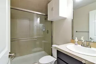 19607 25th Dr SE, Bothell, WA 98012 - Photo 27