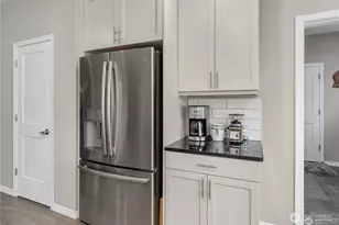 14605 179th Ave E, Bonney Lake, WA 98391 - Photo 11