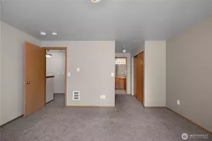 107 N Green St, Centralia, WA 98531 - Photo 25