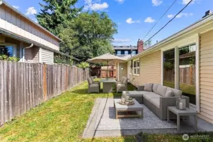 9701 Dayton Ave N, Seattle, WA 98103 - Photo 33