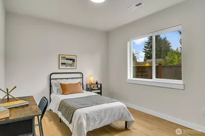 1001 8th Avenue NW, Puyallup, WA 98371 - Photo 17