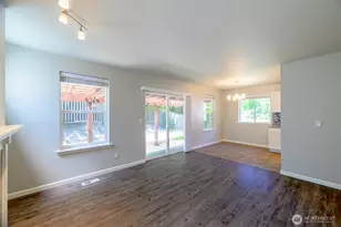 17814 109th St Ct E, Bonney Lake, WA 98391 - Photo 9