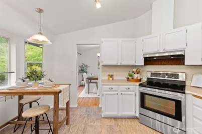 811 Union Avenue, Steilacoom, WA 98388 - Photo 13