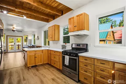330 Keechelus Drive, Snoqualmie Pass, WA 98068 - Photo 5