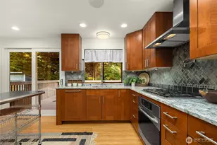 19011 27th Dr SE, Bothell, WA 98012 - Photo 13