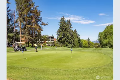10823 Glen Acres Drive S #D, Seattle, WA 98168 - Photo 33