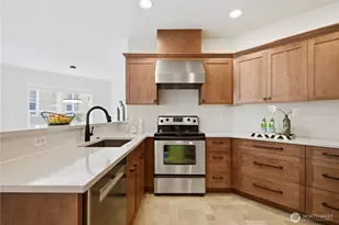 22669 NE Alder Crest Dr, Redmond, WA 98053 - Photo 11