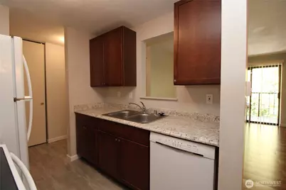 4501 Grandview Drive W #T304, Tacoma, WA 98466 - Photo 7