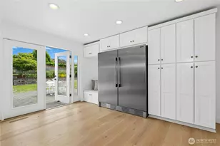 1310 121st Ave SE, Bellevue, WA 98005 - Photo 17