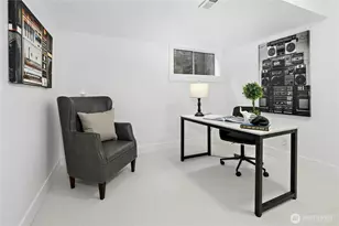 1310 121st Ave SE, Bellevue, WA 98005 - Photo 27