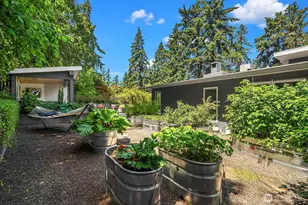 7260 W Mercer Way, Mercer Island, WA 98040 - Photo 33