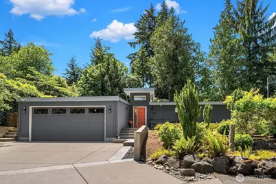 7260 W Mercer Way, Mercer Island, WA 98040 - Photo 1