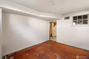 7754 Jones Ave NW, Seattle, WA 98117 - Photo 29