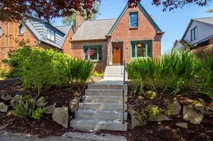 7754 Jones Ave NW, Seattle, WA 98117 - Photo 3