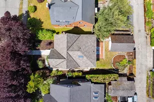 7754 Jones Ave NW, Seattle, WA 98117 - Photo 37