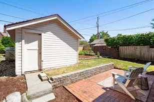 7754 Jones Ave NW, Seattle, WA 98117 - Photo 35