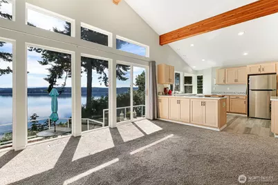 10125 Totem Way, Anderson Island, WA 98303 - Photo 5