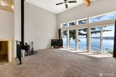 10125 Totem Way, Anderson Island, WA 98303 - Photo 11
