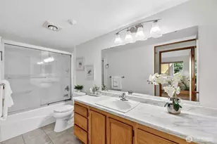 7370 West Lake Sammamish Pkwy, Redmond, WA 98052 - Photo 17